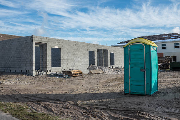 Best Porta potty delivery and setup  in Lone Star, TX